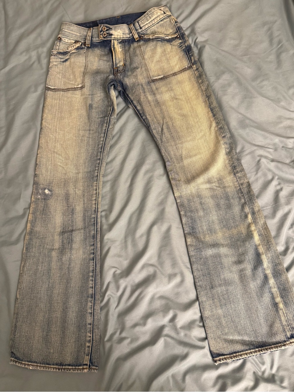 Guess Women's Flare Jeans in Light Blue Wash - Picture 1 of 8